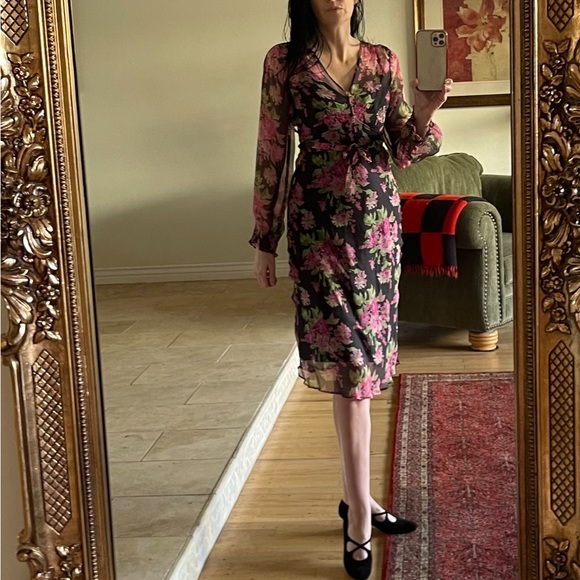 MaxMara Italy Stunning Floral Dress w/ Custom Slip Sz. 2 - Picture 8 of 9